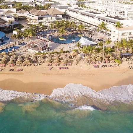 Royalton Chic Punta Cana, An Autograph Collection All-Inclusive Resort & Casino, Adults Only-3