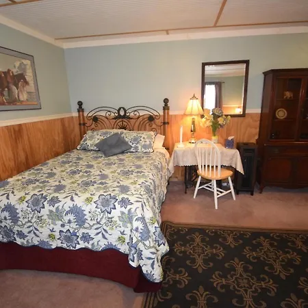 Alaska Grizzly Lodge-3