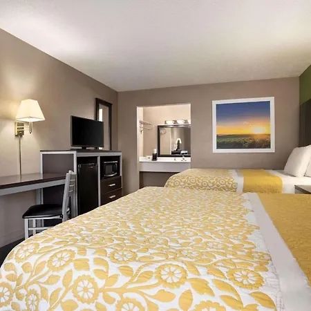 Days Inn By Wyndham Hardeeville/ I-95 State Line-3