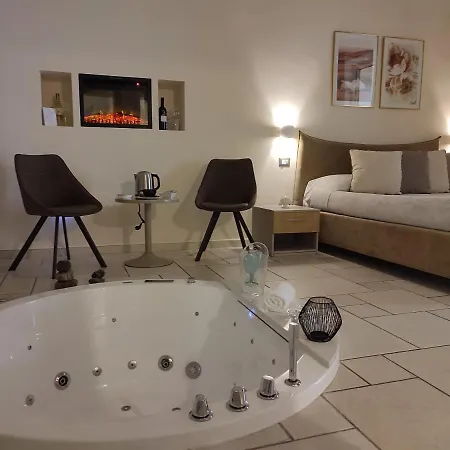 Lux Suite-3