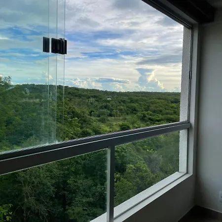 Park Veredas, Rio Quente , com vista para a montanha-2