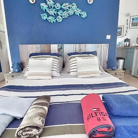 Dans Un Jardin Bb Et Jacuzzi-2