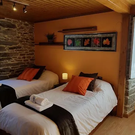 Aqua Rooms Sarria-2