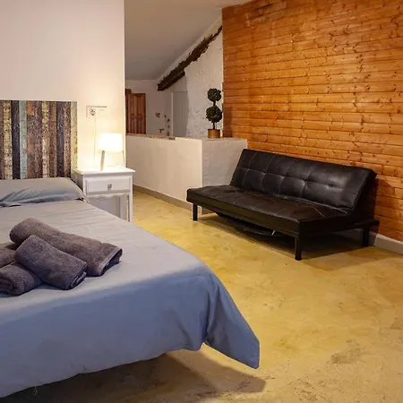 Fortress Jacuzzi Suites-3