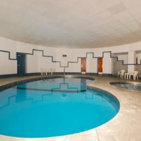 Rodeway Inn & Conference Center Sioux City-3