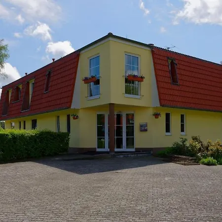 Landhotel Am Peetscher See-3