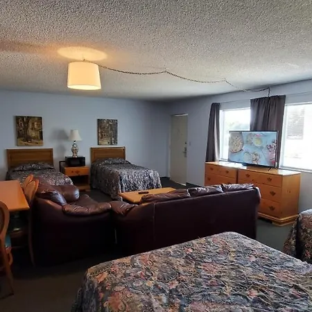 Lakeview Inn & Suites Okeechobee-3