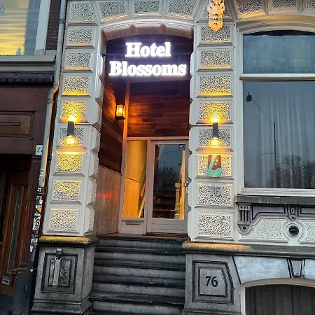 Blossoms City Hotel-3