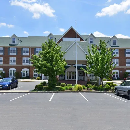 Blisspoint Inn & Suites Marion-3