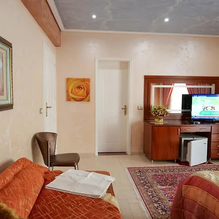Hotel Lindi-2