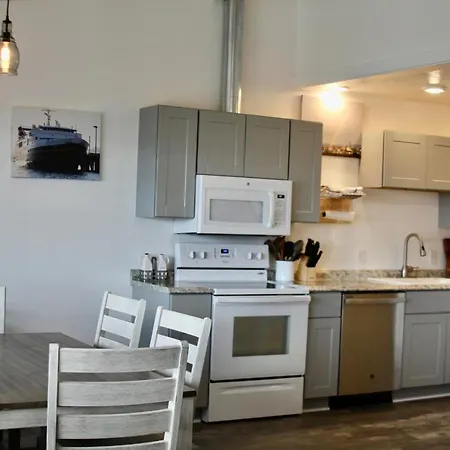 Seafarer Suites-2