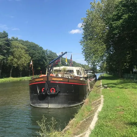 Blackpearl Boat&Breakfast-2
