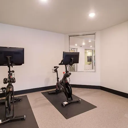 Woodspring Suites Portland Vancouver-3