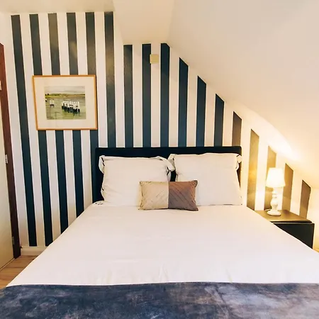 Boutique Hotel Joli Bois-2