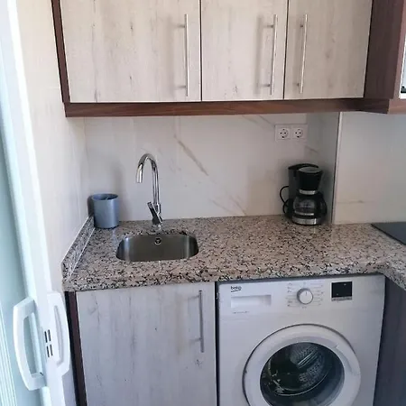 Apartamento-Estudio First Line Of The Beach Malaga -Benalmadena-3