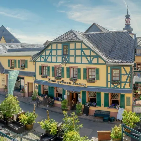 Weinhotel Des Riesling Zum Gruenen Kranz-2