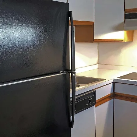 Quality Inn & Suites Skyways-2