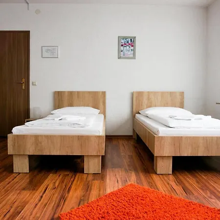 Hotel Kreuz-2