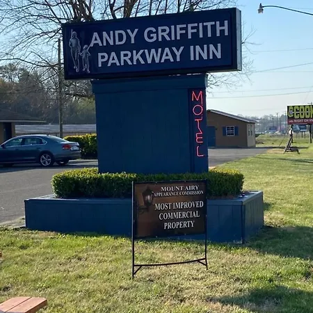 Andy Griffith Parkway Inn-3