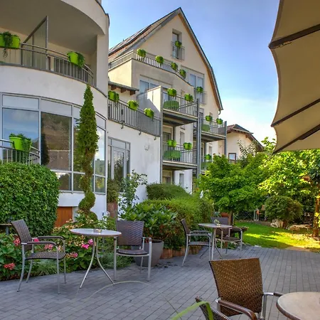 Moselromantik Hotel Am Panoramabogen-3