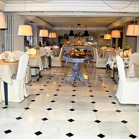 Ares Hotel-2