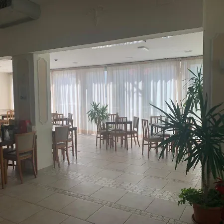 Hotel Graziana-3