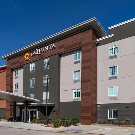 La Quinta Inn & Suites By Wyndham Ardmore-2