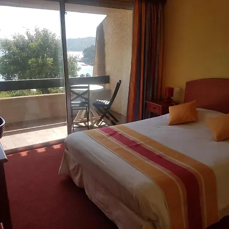 83 Hotel-2