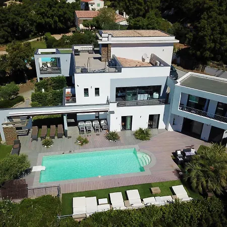 Villa Louancelie B&B-3