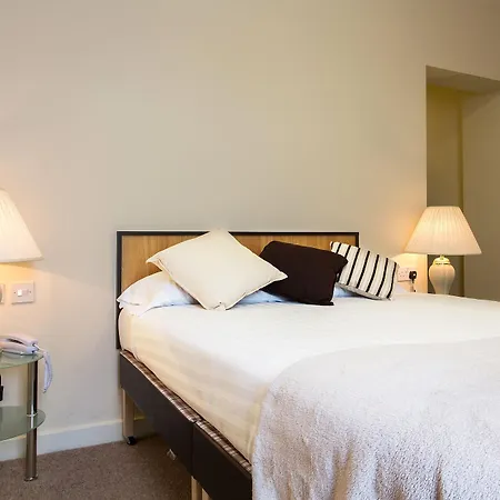 Britannia Hotel Leeds-3