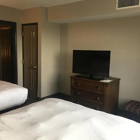 Country Inn & Suites By Radisson, Grand Rapids East, Mi-2