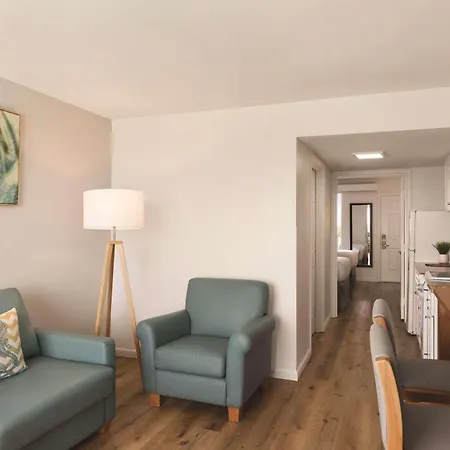 Radisson Beachfront Hotel - Panama City Beach-2