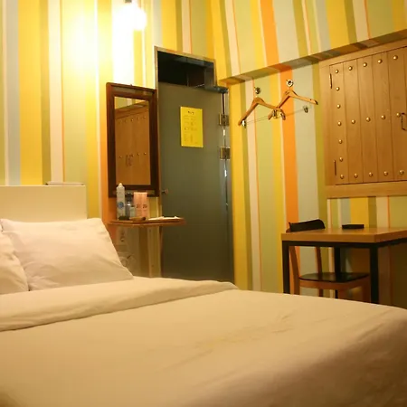 Zip Hotel-2