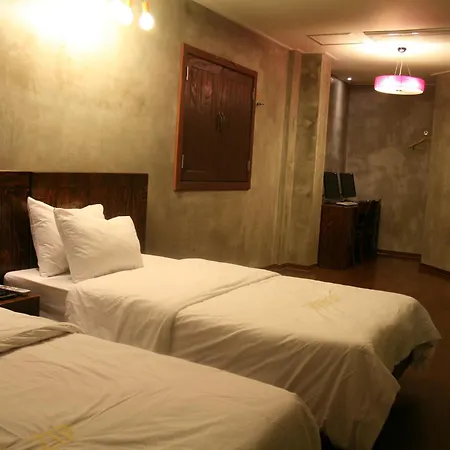 Zip Hotel-3