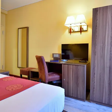 Hotel Capitole-2