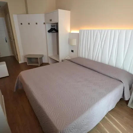 Hotel Enrichetta-3