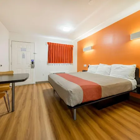 Motel 6-Greenville, Sc-3