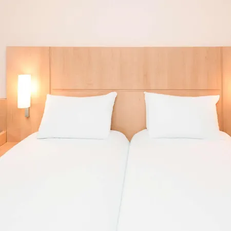 Ibis Esch Belval-3