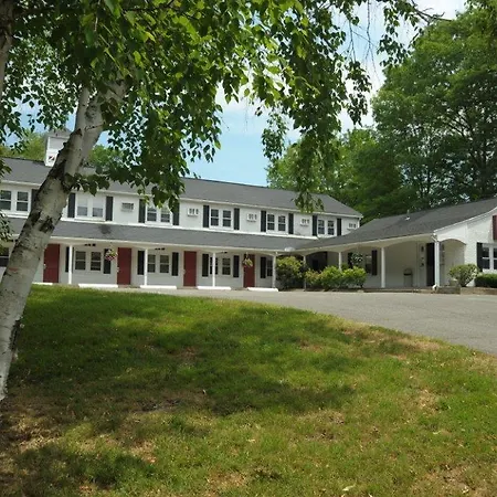 University Lodge-3