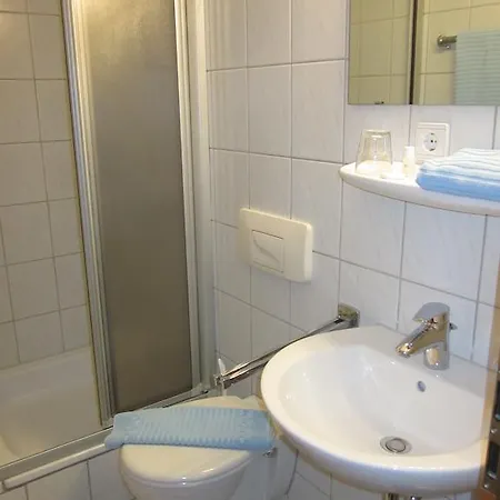 Hotel Haus Marienthal-3