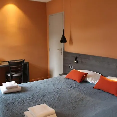 Hotel Le Pont Neuf-3