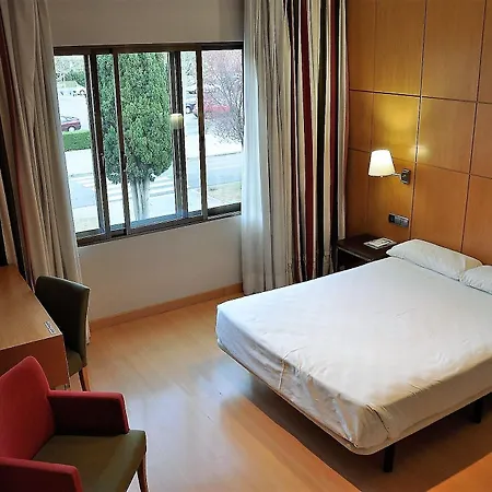 Hotel Feria-2