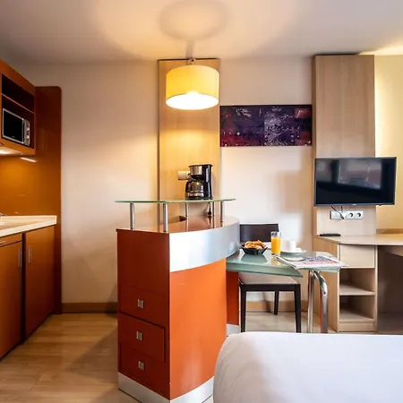 Clarion Aparthotel Toulouse Blagnac Airport-3