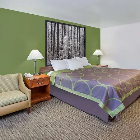 Super 8 By Wyndham Cave City-2