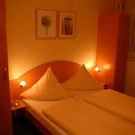 Stumbergers Hotel - Free Parking --2