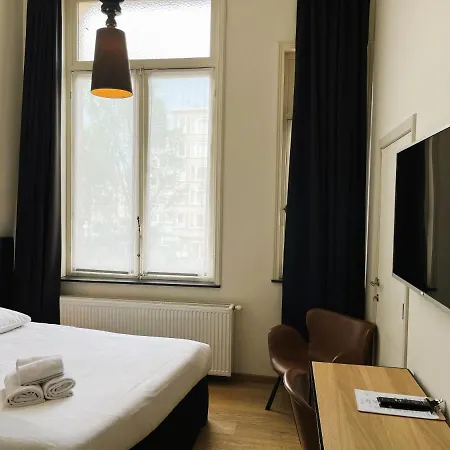 Hotel Le Parisien-3