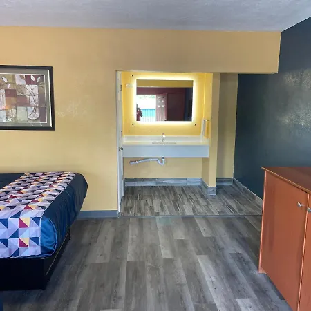 Economy Inn Hot Springs-2