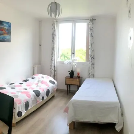 Private Room 20 Minutes From Eiffel Tower-3