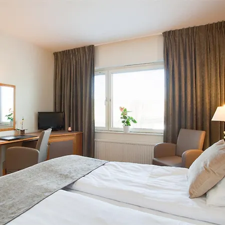 Best Western Capital Hotel-2