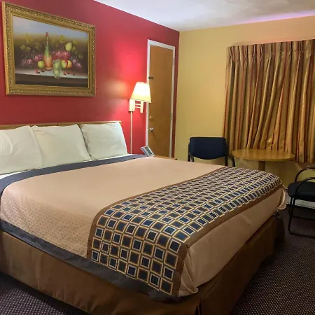 Utica Rest Inn-3